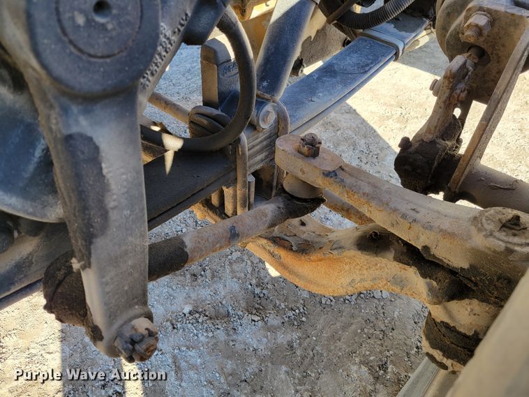 image for item DI1189 1997 Peterbilt 379  flatbed truck with fluid mixers