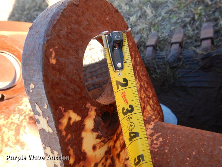 image for item DI1190 (2) CP backhoe buckets