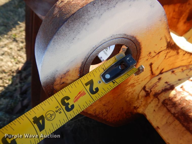 image for item DI1191 (2) 24" W backhoe buckets