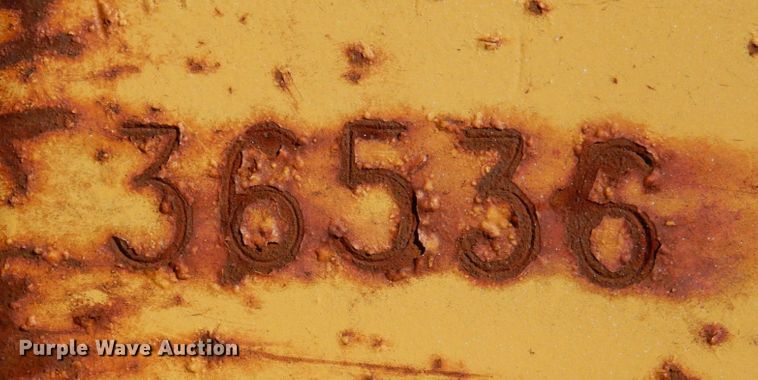 image for item DI1191 (2) 24" W backhoe buckets