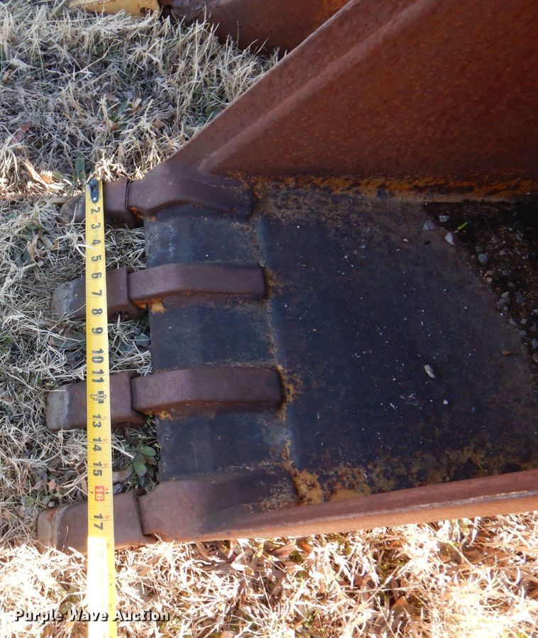 image for item DI1192 (2) backhoe buckets