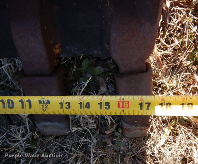 image for item DI1192 (2) backhoe buckets