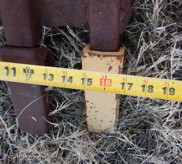 image for item DI1192 (2) backhoe buckets