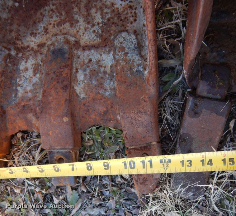 image for item DI1193 (2) CP excavator buckets