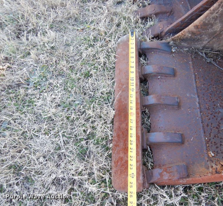 image for item DI1194 (3) backhoe buckets