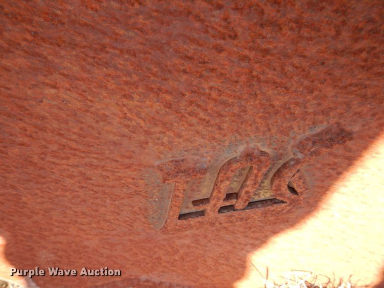 image for item DI1194 (3) backhoe buckets