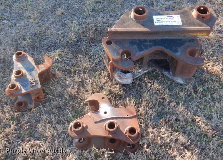 image for item DI1196 (3) quick attach adapters