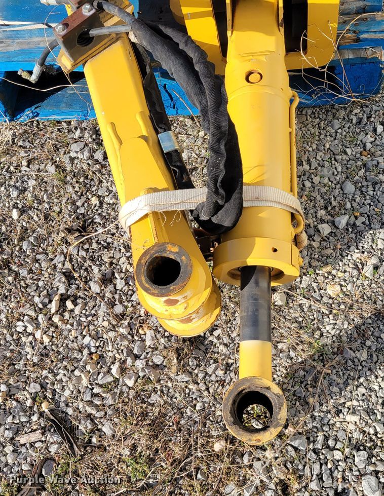 image for item DI1197 Vermeer cable plow