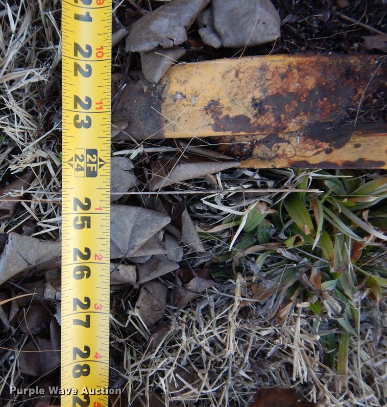 image for item DI1199 (4) backhoe buckets