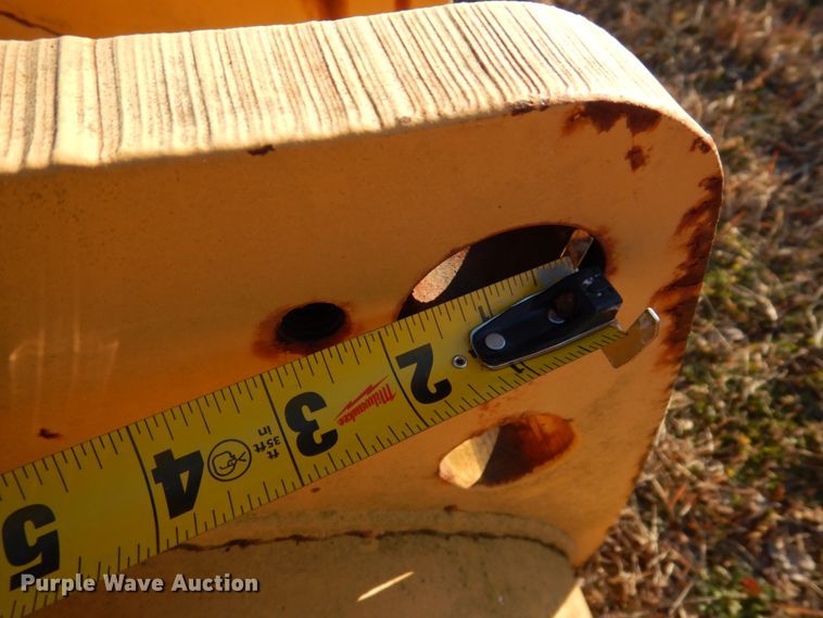 image for item DI1199 (4) backhoe buckets