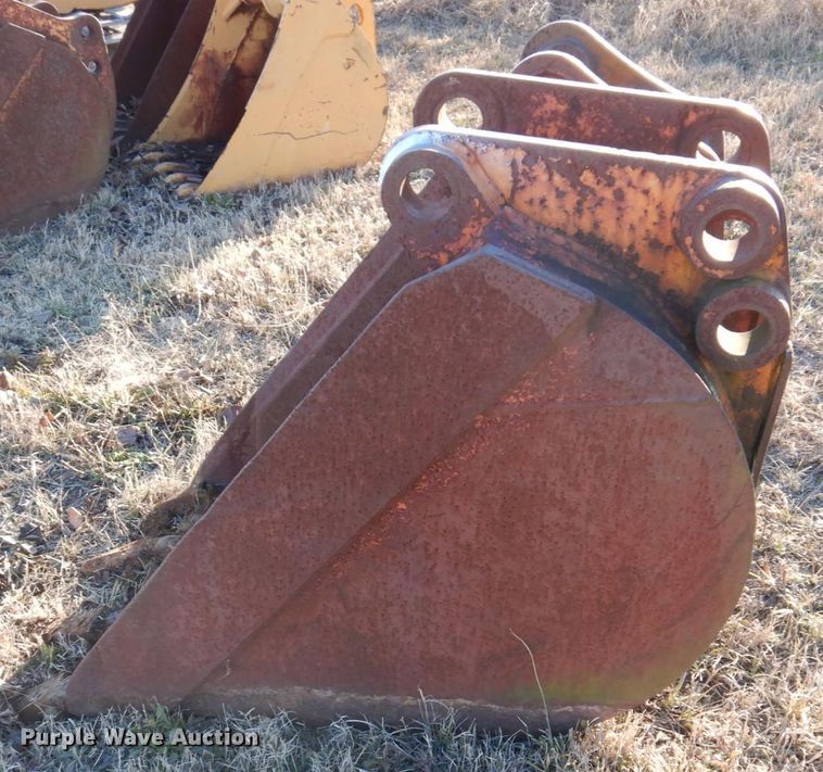 image for item DI1200 (2) backhoe buckets