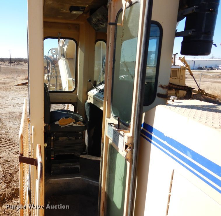 image for item DI8691 2001 Tesmec TRS 1100  rock saw