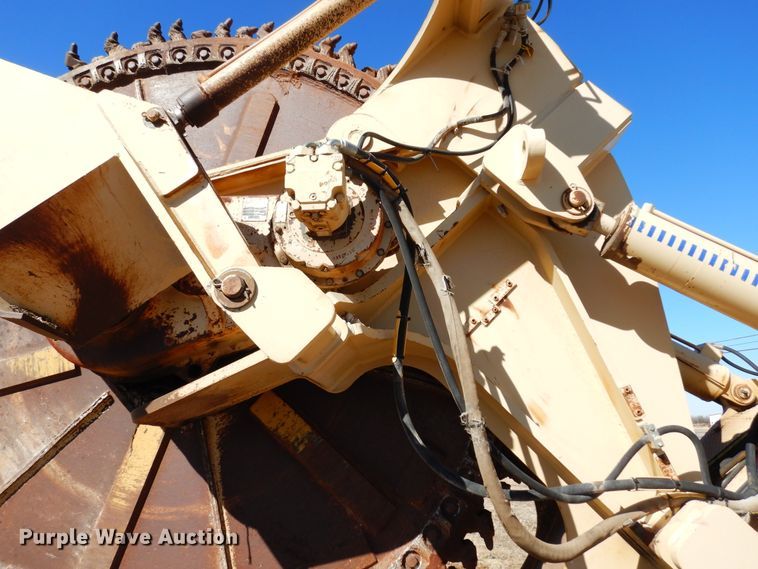 image for item DI8691 2001 Tesmec TRS 1100  rock saw