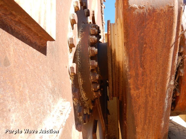 image for item DI8691 2001 Tesmec TRS 1100  rock saw