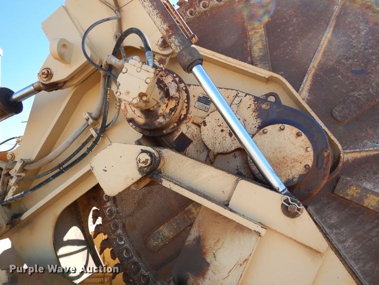 image for item DI8691 2001 Tesmec TRS 1100  rock saw