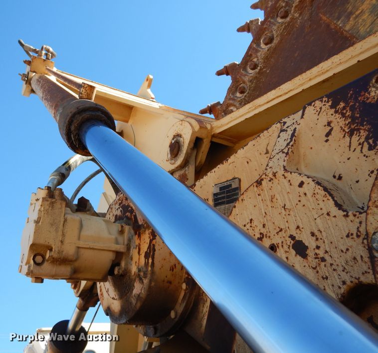 image for item DI8691 2001 Tesmec TRS 1100  rock saw