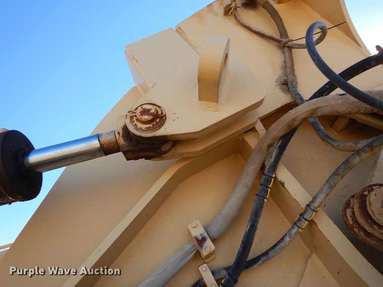 image for item DI8691 2001 Tesmec TRS 1100  rock saw