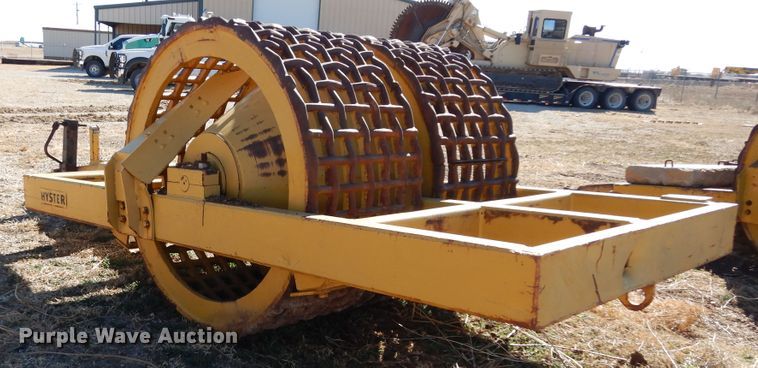 image for item DI8692 Hyster D-63  mesh roller