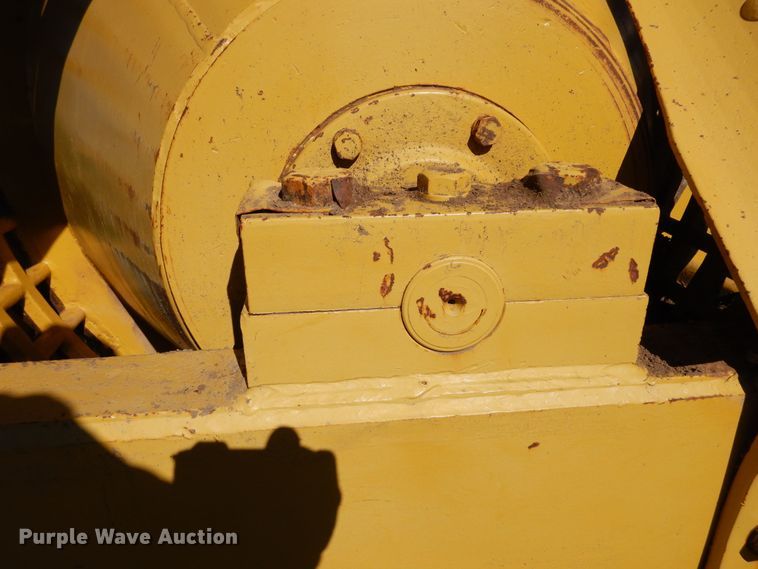 image for item DI8692 Hyster D-63  mesh roller