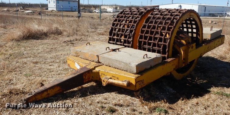 image for item DI8693 Hyster D-63  mesh roller