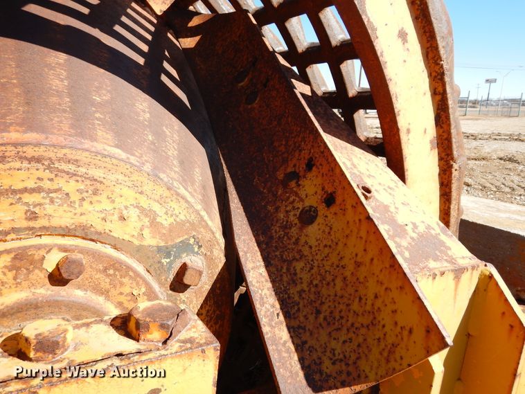 image for item DI8693 Hyster D-63  mesh roller