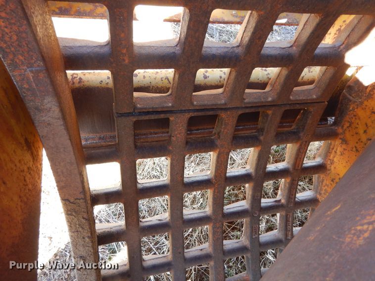 image for item DI8693 Hyster D-63  mesh roller