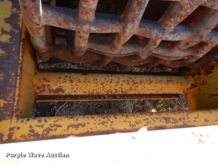 image for item DI8693 Hyster D-63  mesh roller