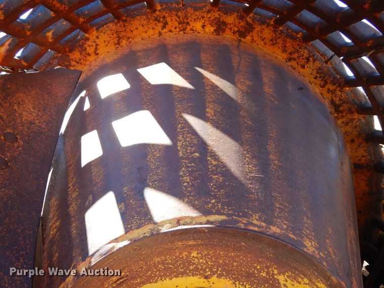 image for item DI8693 Hyster D-63  mesh roller