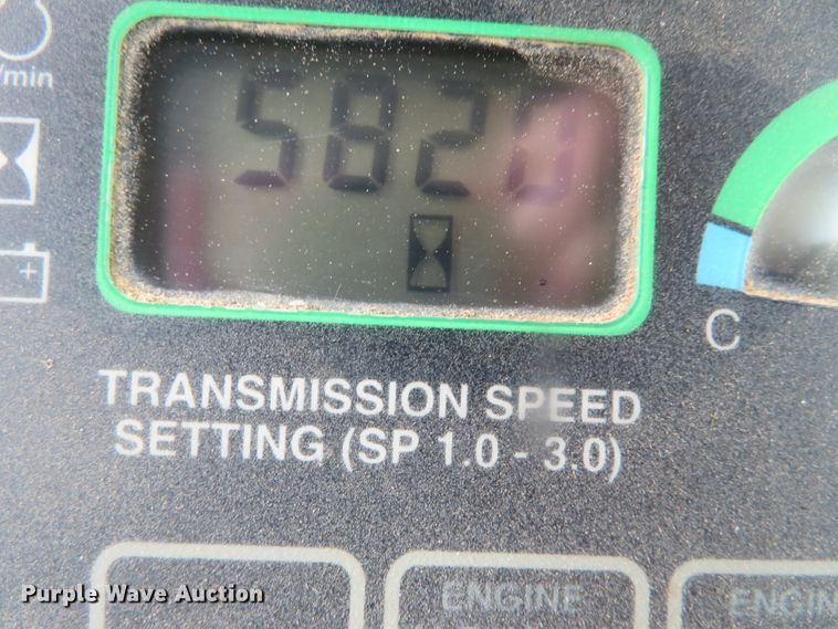 image for item DN7899 2002 John Deere 750C Series II LGP  cable plow