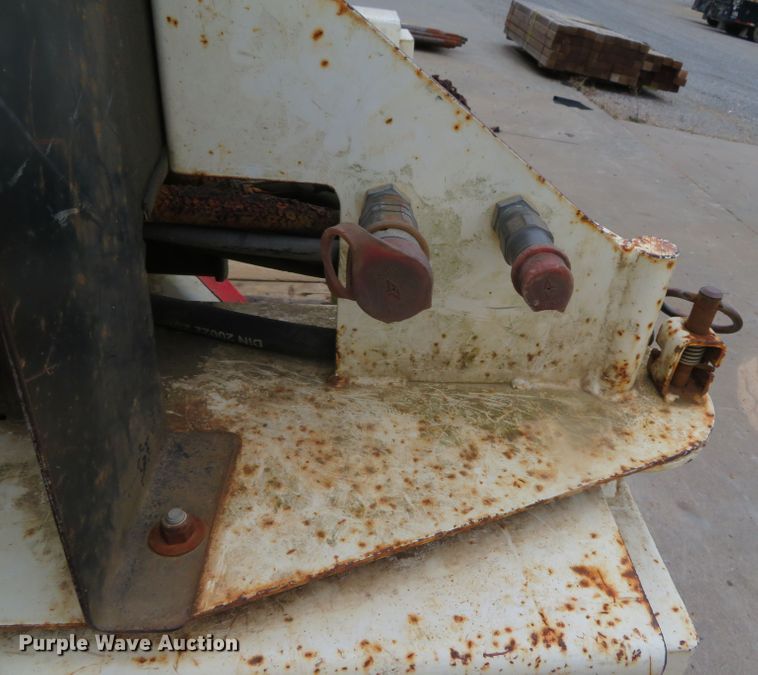 image for item DN7900 Larson  reel trailer