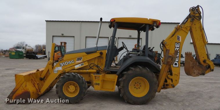 image for item DN7902 2006 John Deere 310SG  backhoe