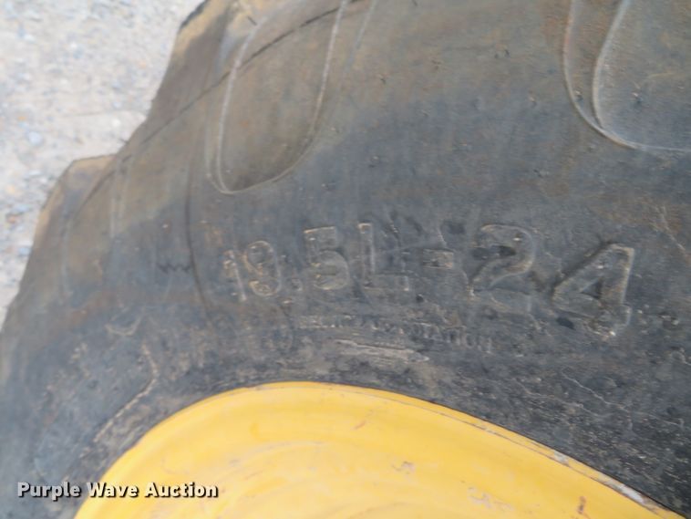 image for item DN7902 2006 John Deere 310SG  backhoe