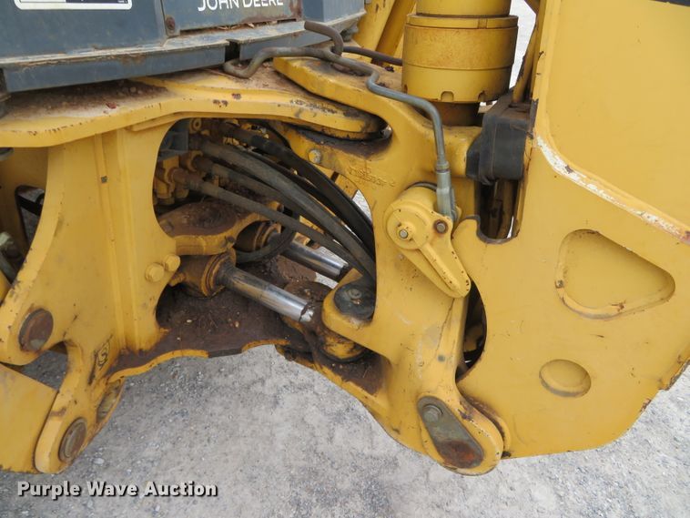 image for item DN7902 2006 John Deere 310SG  backhoe