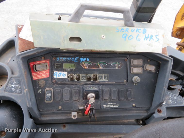 image for item DN7902 2006 John Deere 310SG  backhoe