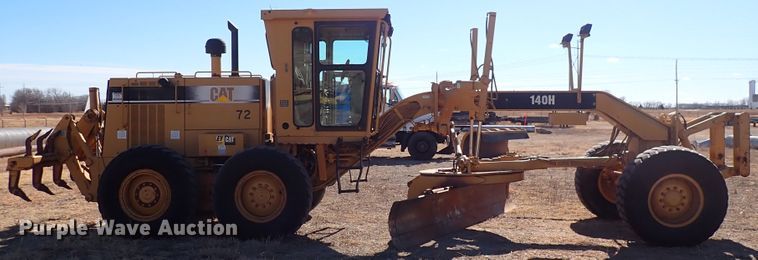 image for item DC4109 2001 Caterpillar 140H  motor grader