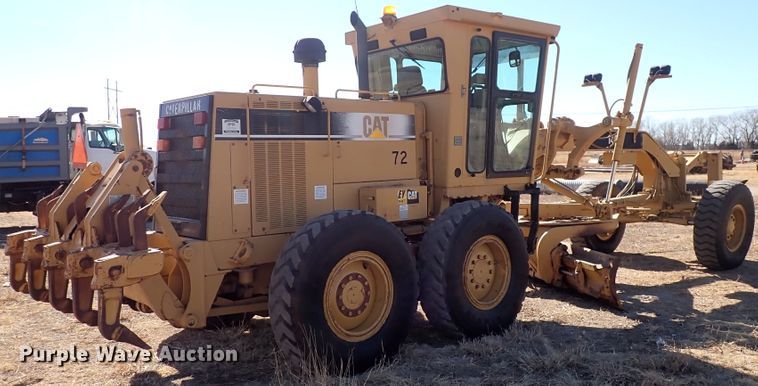 image for item DC4109 2001 Caterpillar 140H  motor grader
