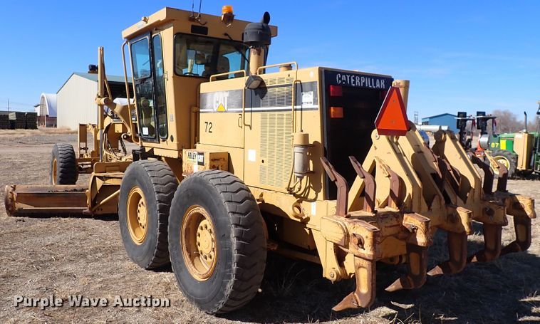 image for item DC4109 2001 Caterpillar 140H  motor grader