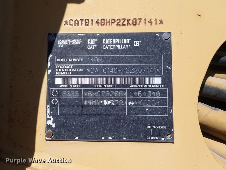 image for item DC4109 2001 Caterpillar 140H  motor grader