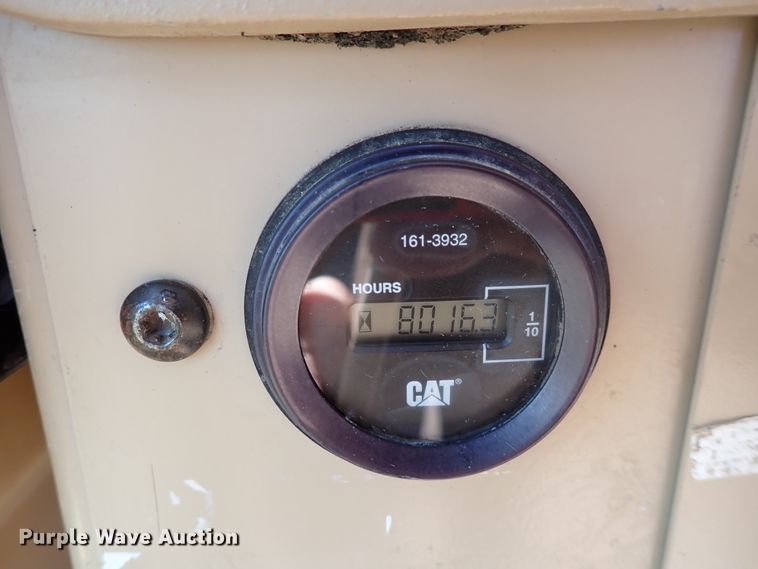 image for item DC4109 2001 Caterpillar 140H  motor grader