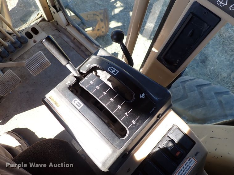 image for item DC4109 2001 Caterpillar 140H  motor grader