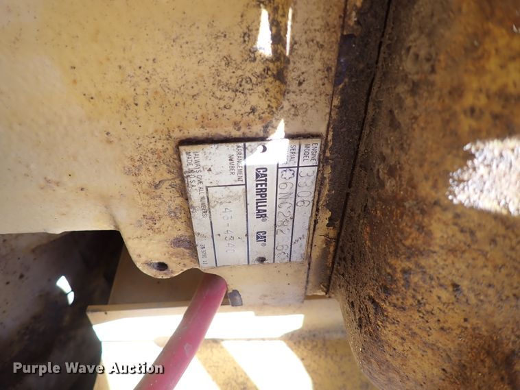 image for item DC4109 2001 Caterpillar 140H  motor grader