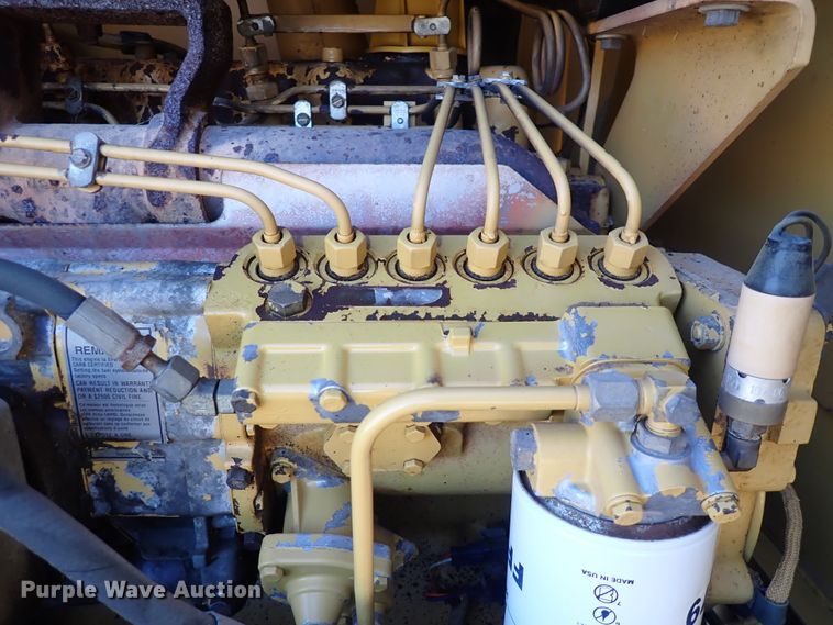 image for item DC4109 2001 Caterpillar 140H  motor grader