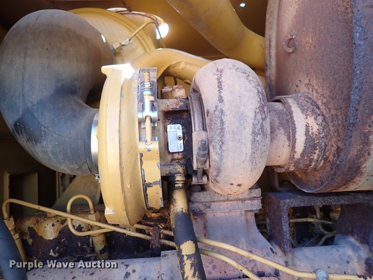 image for item DC4109 2001 Caterpillar 140H  motor grader