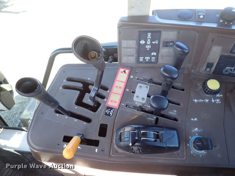 image for item DC4111 2001 John Deere 6410  MFWD tractor