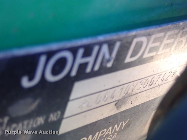 image for item DC4111 2001 John Deere 6410  MFWD tractor