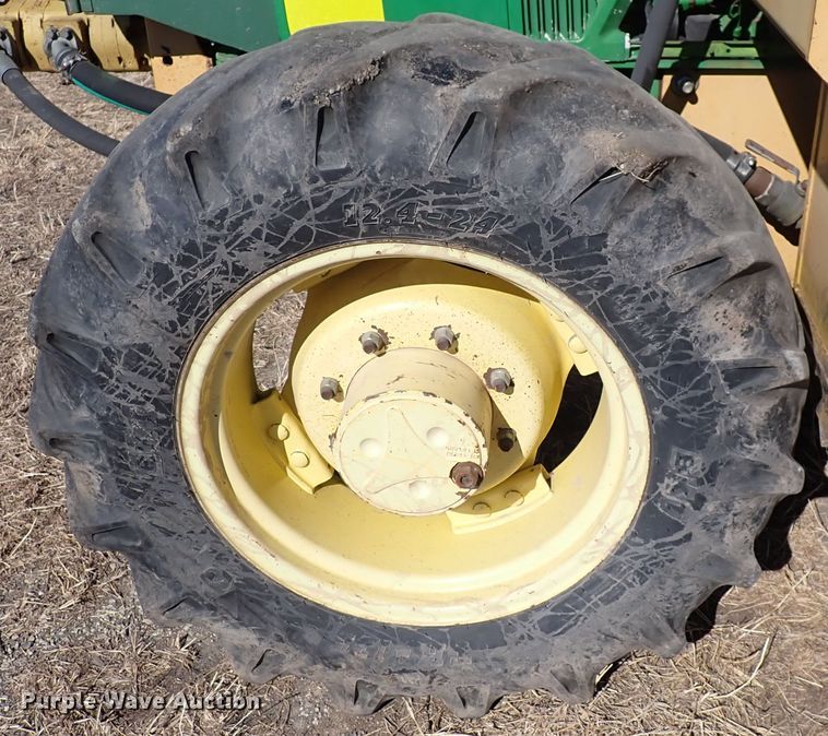 image for item DC4111 2001 John Deere 6410  MFWD tractor