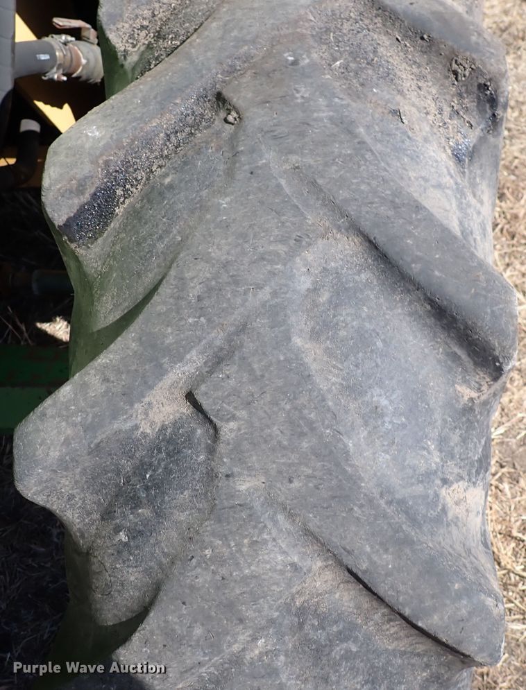 image for item DC4111 2001 John Deere 6410  MFWD tractor