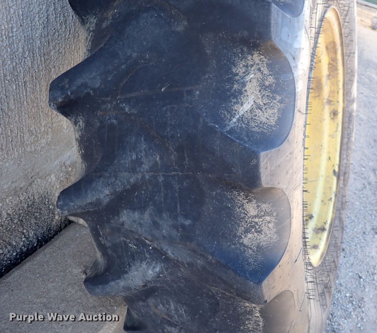 image for item DC4111 2001 John Deere 6410  MFWD tractor