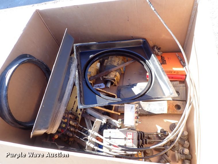 image for item DC4111 2001 John Deere 6410  MFWD tractor