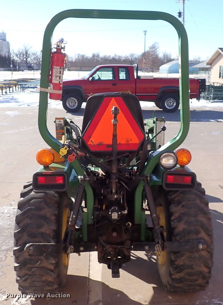 image for item DC4127 1997 John Deere 955  MFWD tractor